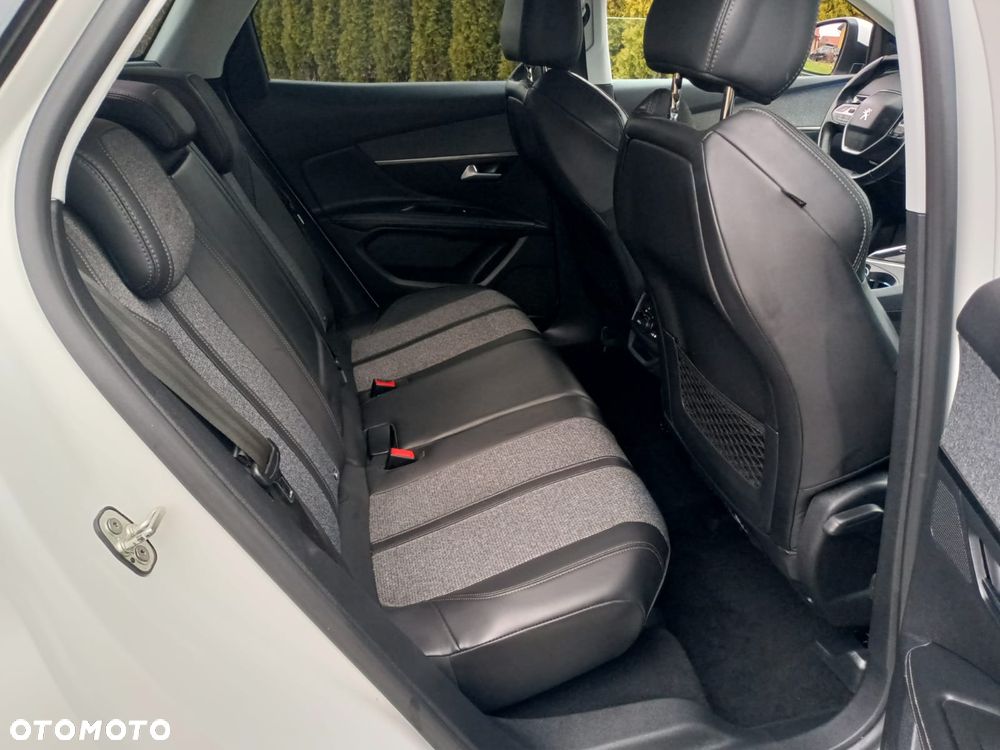 Peugeot 3008 PureTech 130 Stop & Start Access - 21