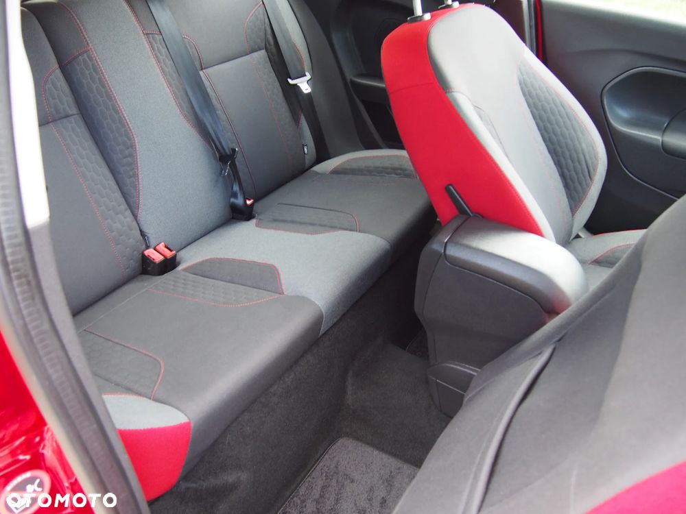 Ford Fiesta 1.0 EcoBoost STart-Stop Titanium - 26