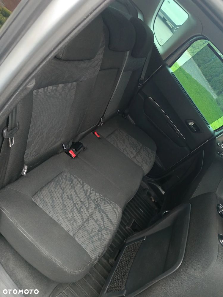 Peugeot 3008 1.6 HDi Premium - 11
