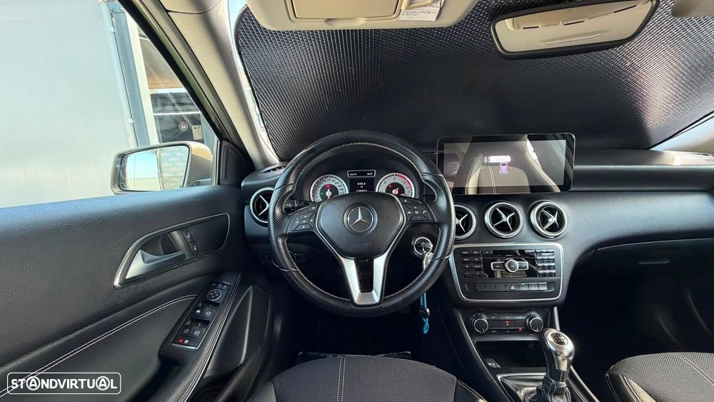 Mercedes-Benz A 180 - 20