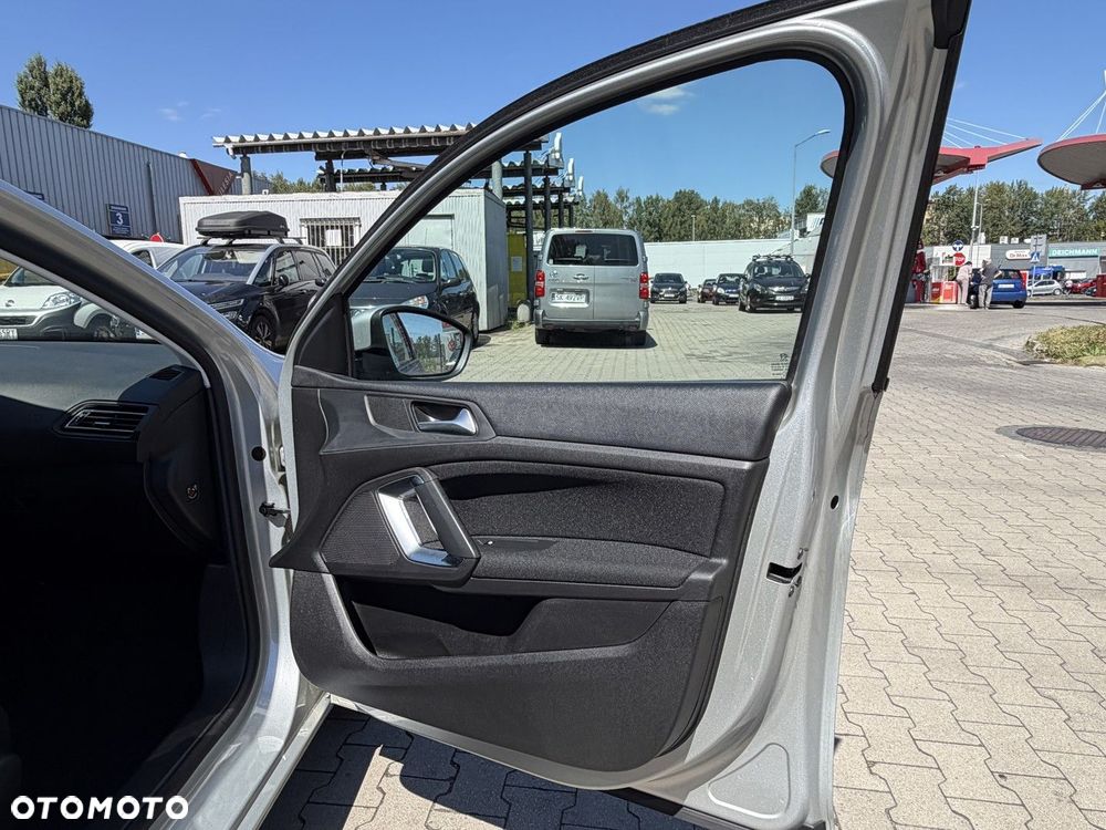 Peugeot 308 1.6 e-HDi Active S&S - 25