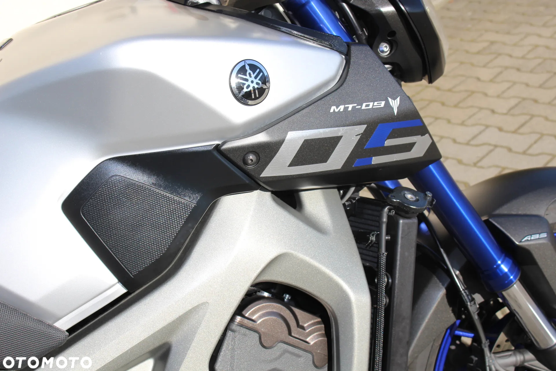 Yamaha MT - 16