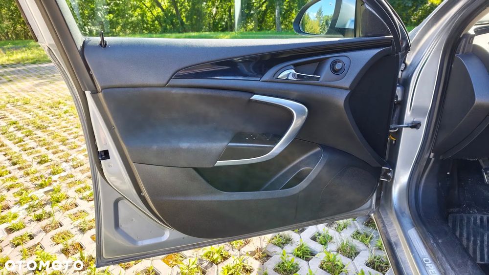 Opel Insignia 1.6 T Sport - 9