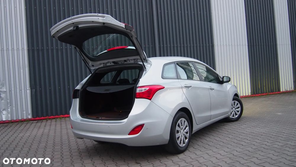 Hyundai i30 1.4 Family - 20