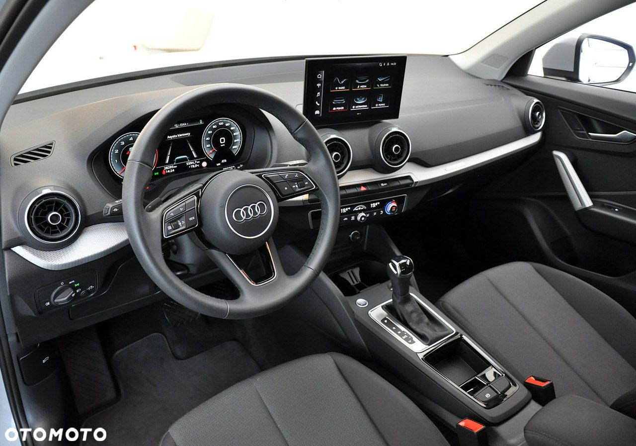 Audi Q2 - 18