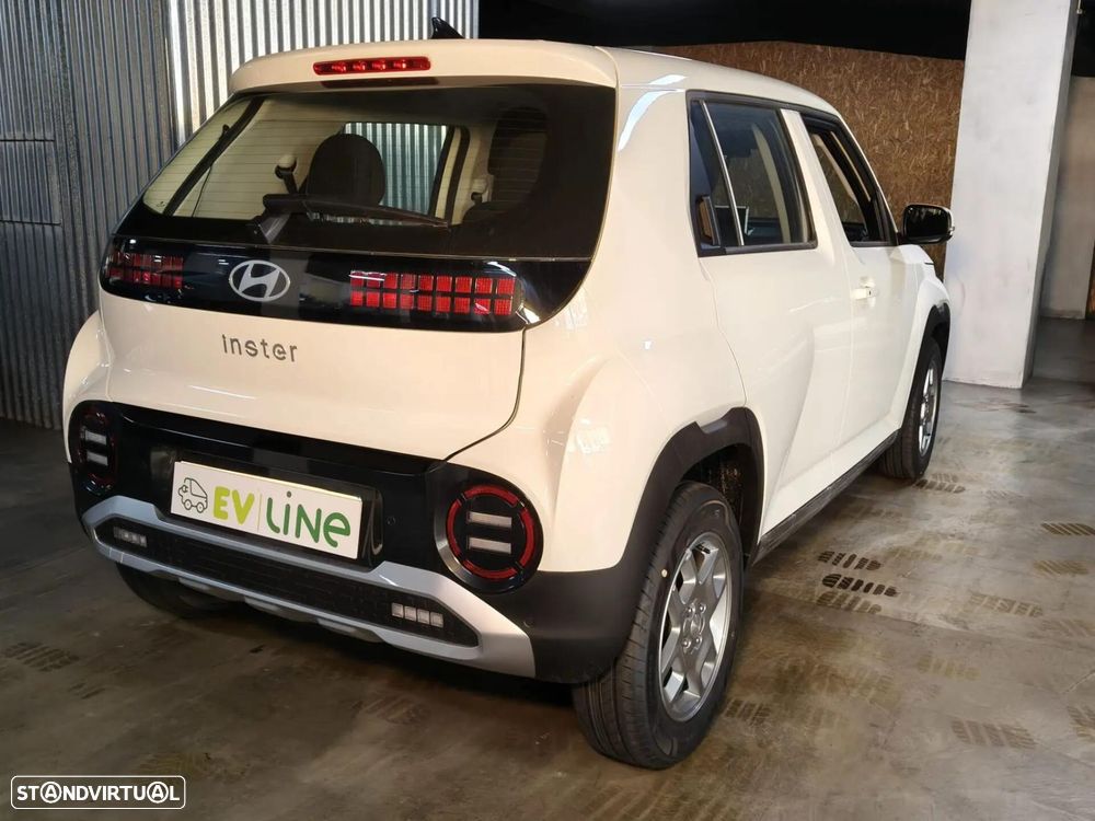 Hyundai Inster 49 kWh Style Plus - 12