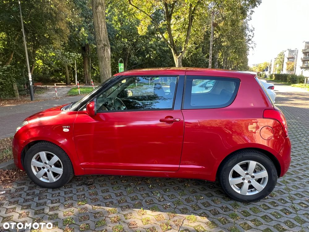 Suzuki Swift - 3