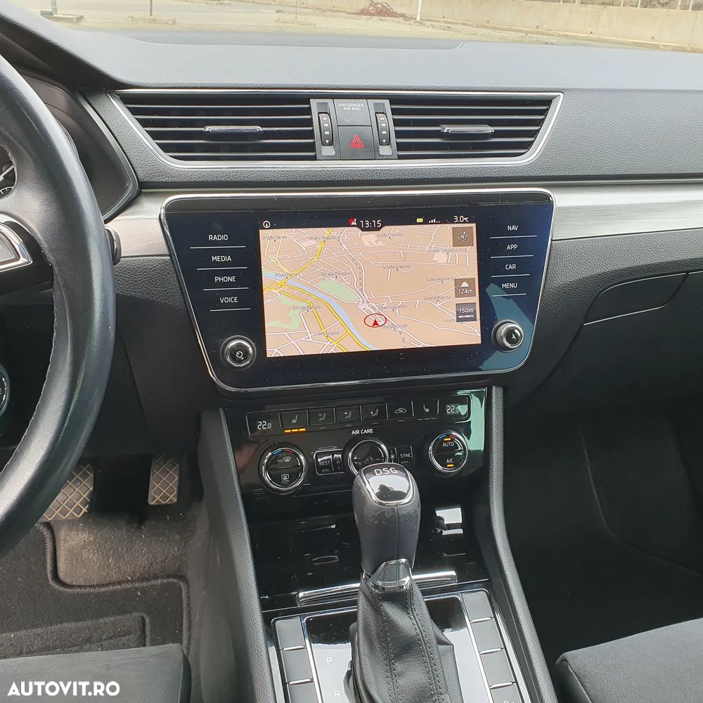 Skoda Superb 2.0 TDI DSG Style - 19