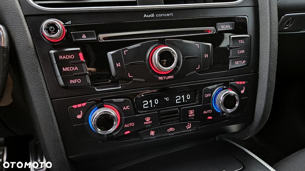 Audi A4 Avant 2.0 TDI DPF quattro S tronic S line Sportpaket - 30