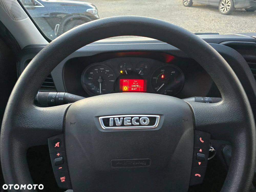 Iveco 35S15 - 13