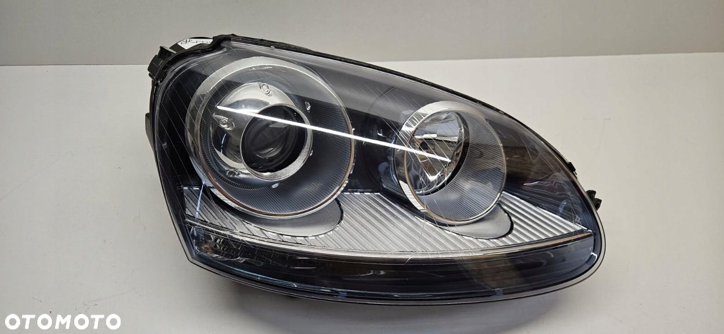 VW GOLF 5 V 1K6 REFLEKTOR XENON PRAWY LAMPA PRAWA 1K6941032 - 1