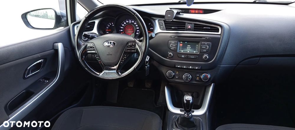 Kia Ceed 1.6 CRDi M - 6