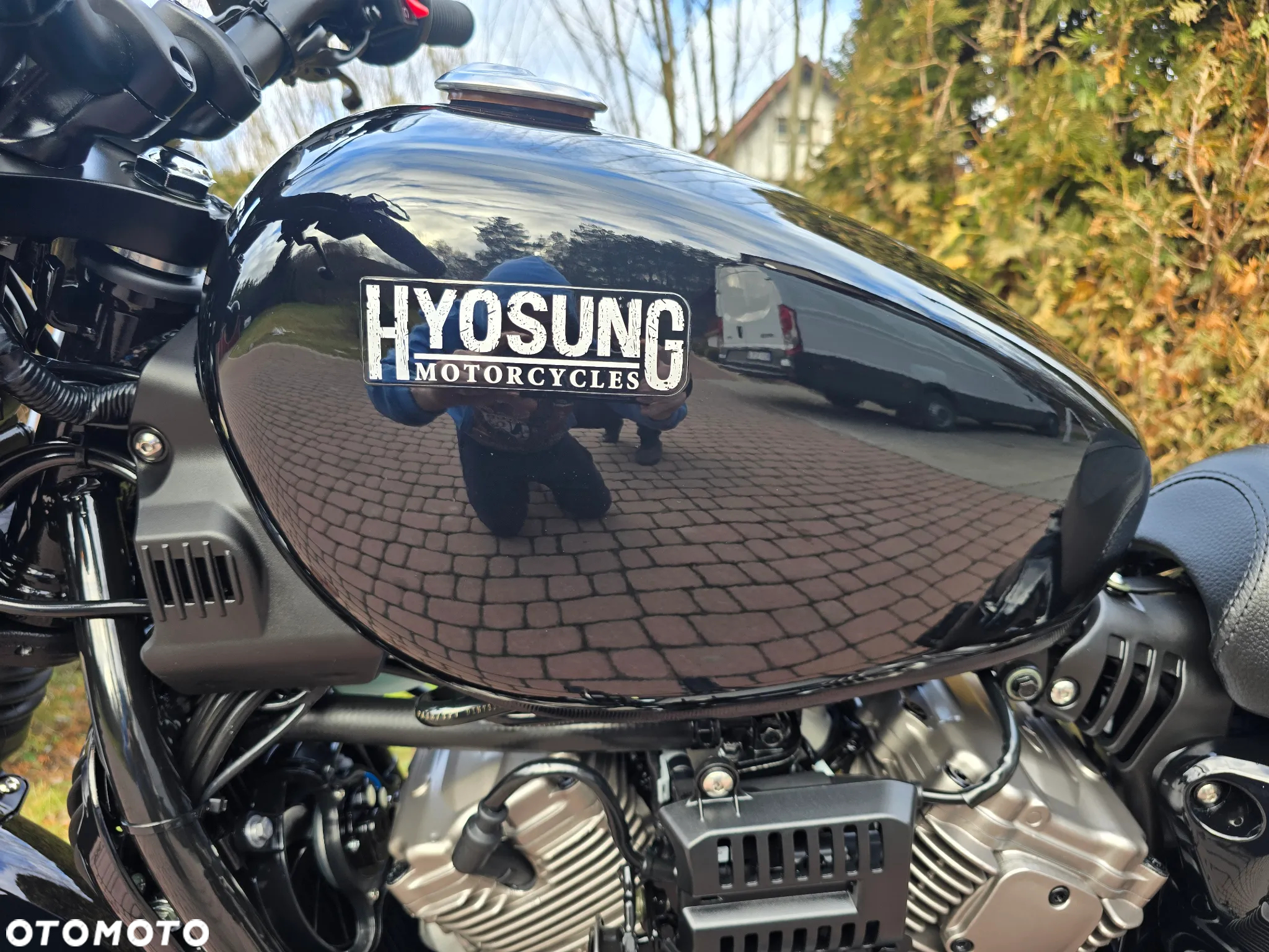 Hyosung GV - 18