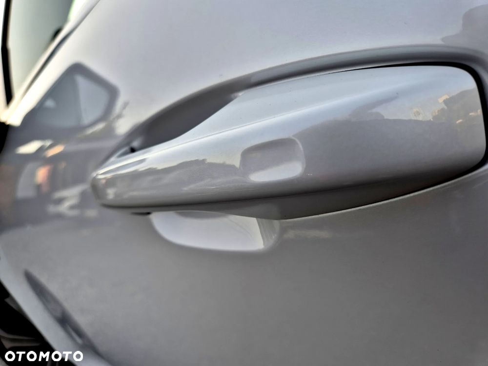 Volvo XC 40 T4 Plug-In Hybrid Inscription - 25