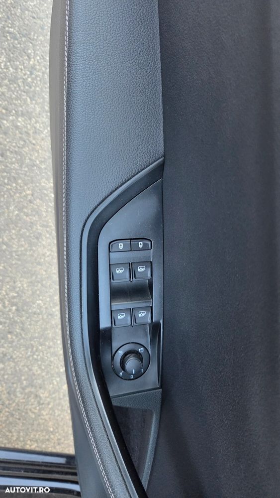 Skoda Superb 2.0 TDI DSG Style - 9