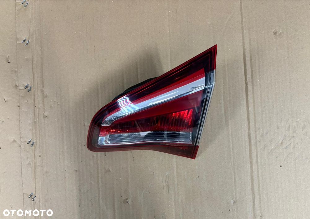 OPEL MERIVA B LIFT LAMPA TYLNA LED PRAWY TYŁ 13372311 EUROPA - 1