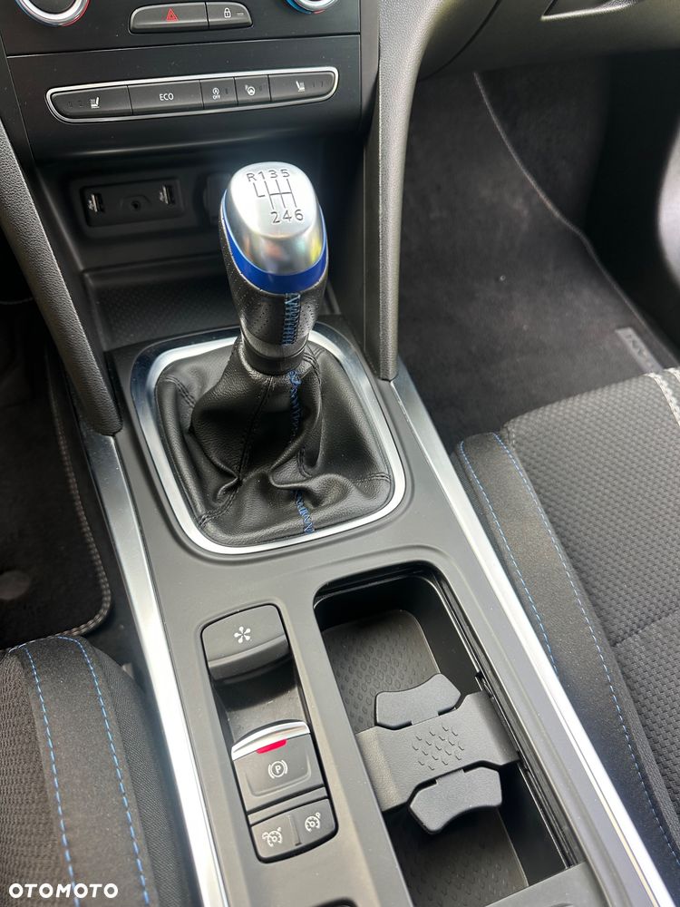 Renault Megane BLUE dCi 115 GT LINE - 35