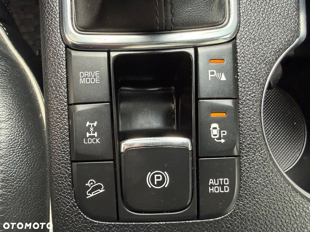 Kia Sportage 1.6 T-GDI AWD DCT GT LINE - 17