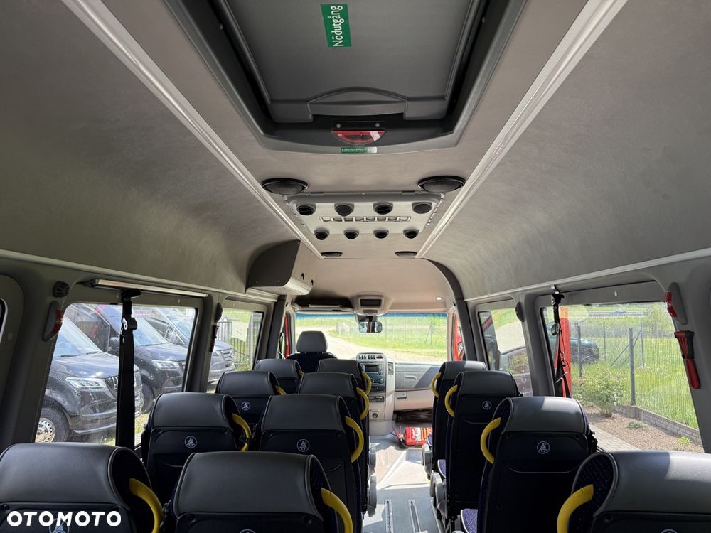 Mercedes-Benz Sprinter 516 - 18