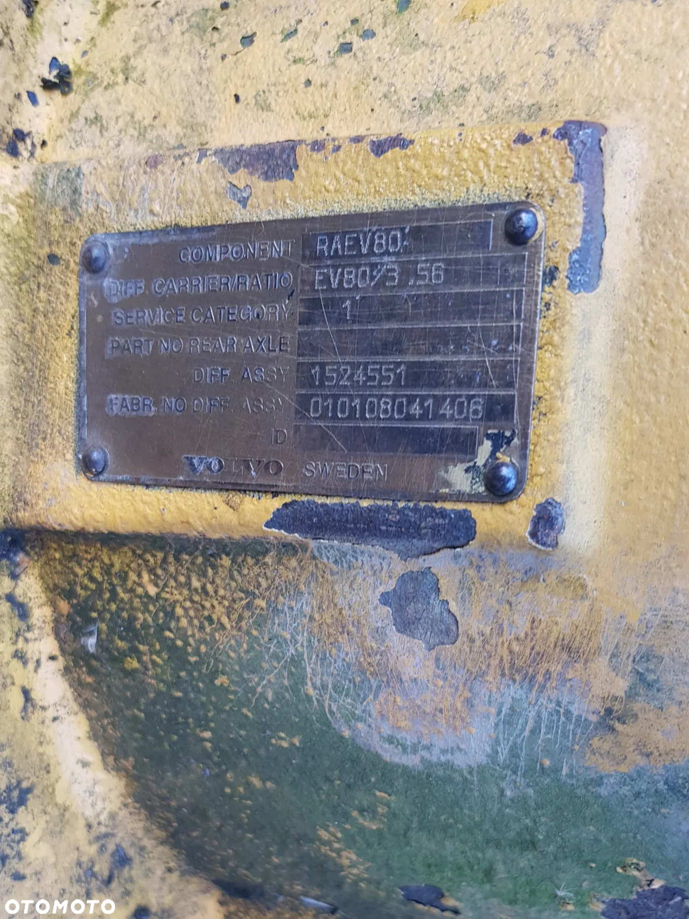 RÓŻNE CZĘŚCI DO KOPARKI VOLVO - 26