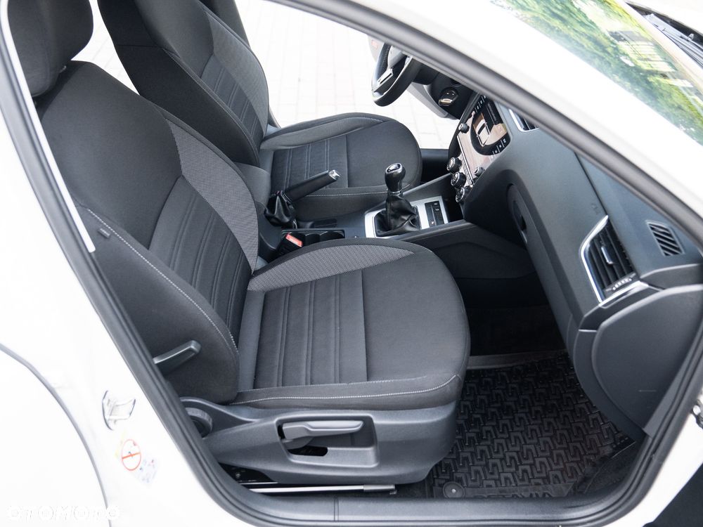 Skoda Octavia 1.6 TDI Style - 23