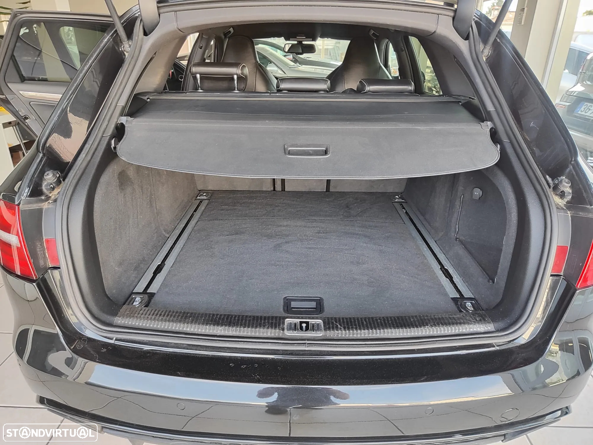 Audi RS4 Avant 4.2 FSi quattro S tronic - 14