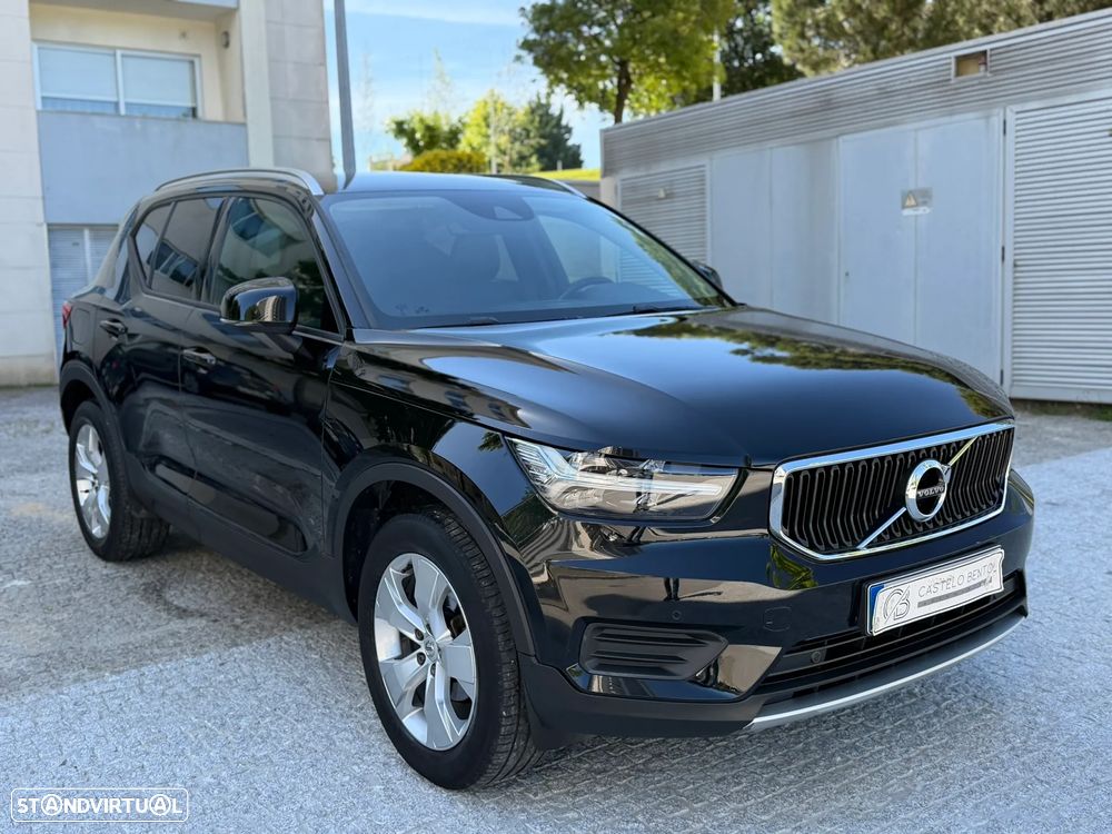 Volvo XC 40 T3 Momentum - 2