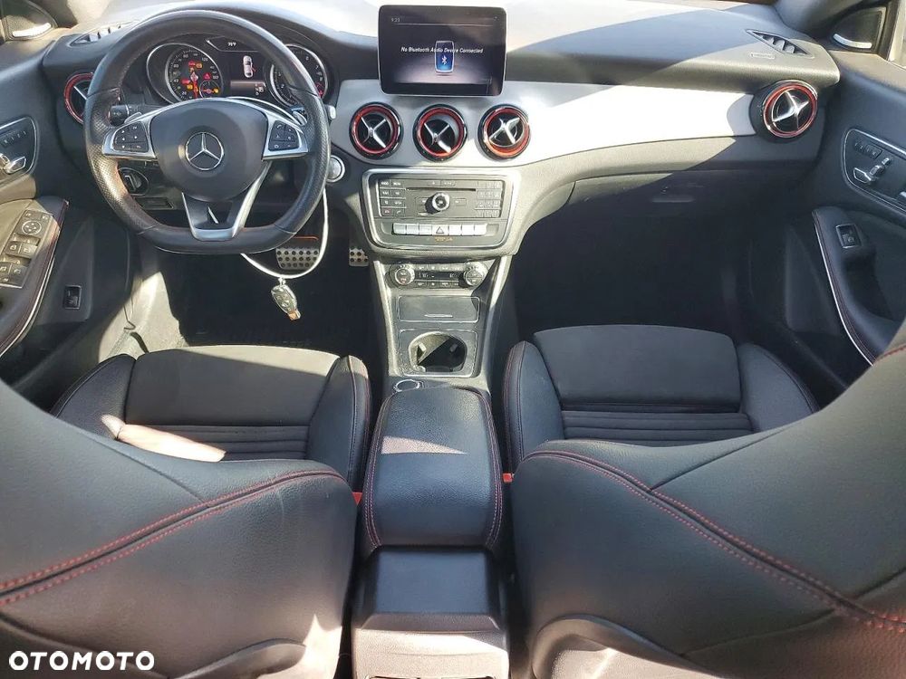 Mercedes-Benz CLA 250 4Matic 7G-DCT Sport - 7
