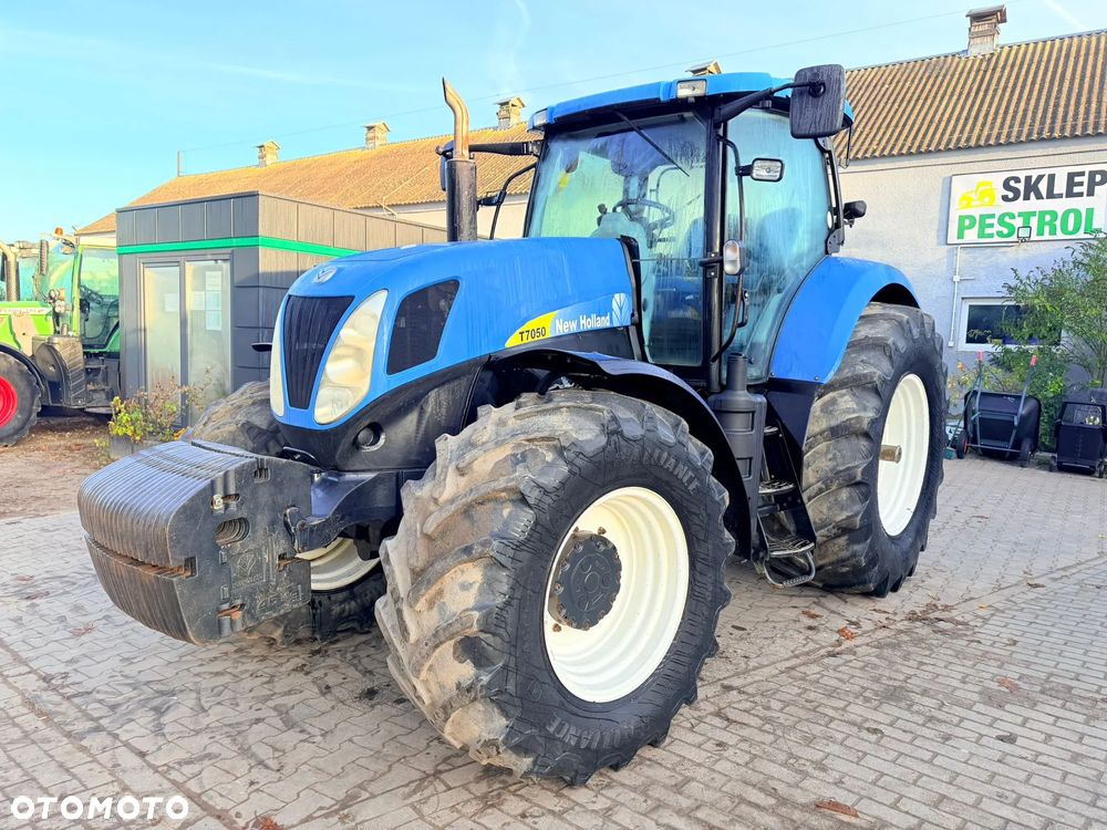 New Holland T7050 - 4
