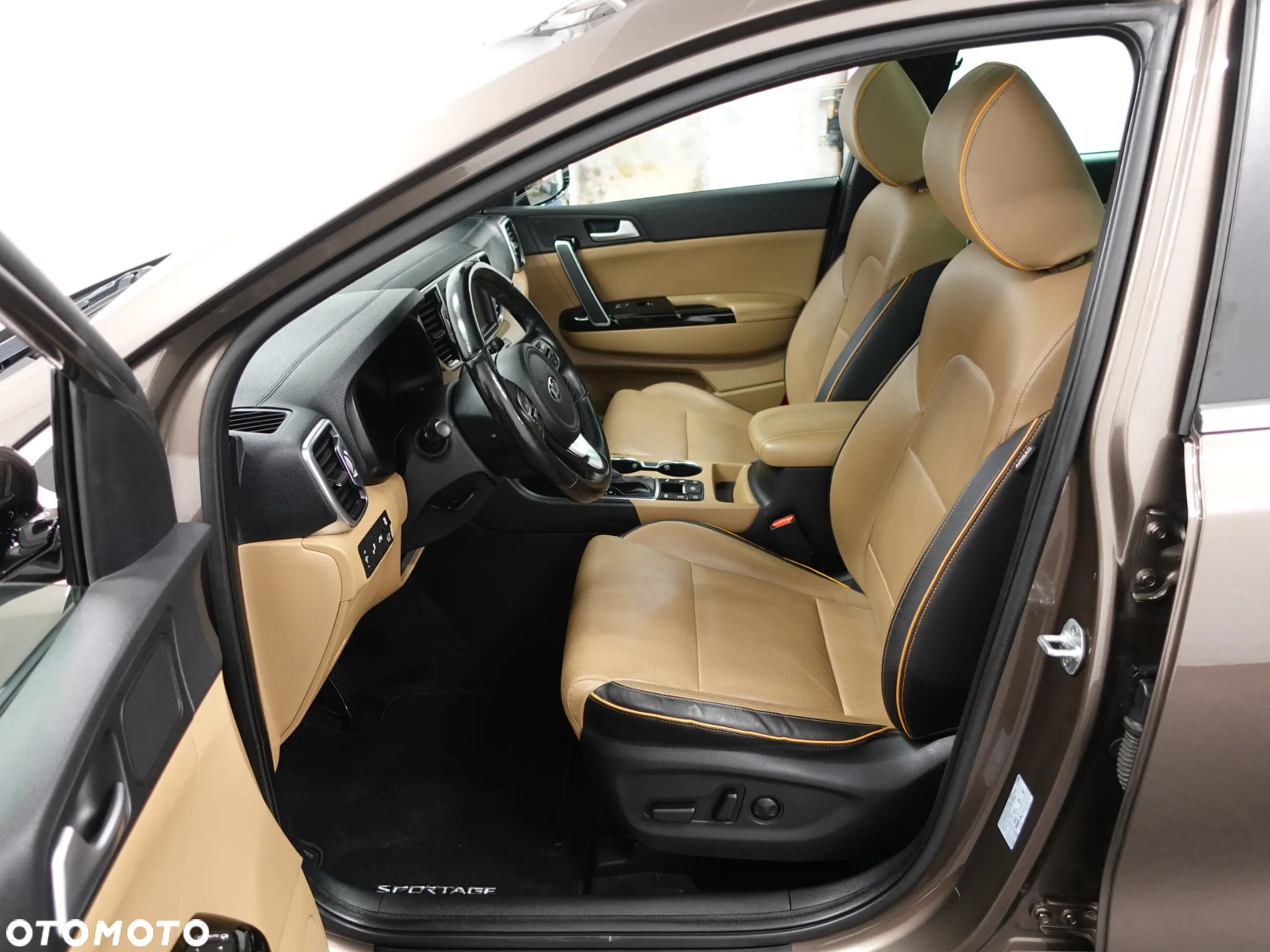 Kia Sportage 2,0 CRDI AWD Platinum - 19