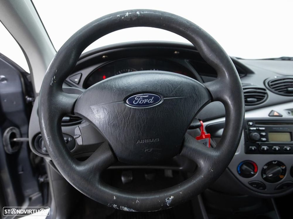 Ford Focus Van - 13