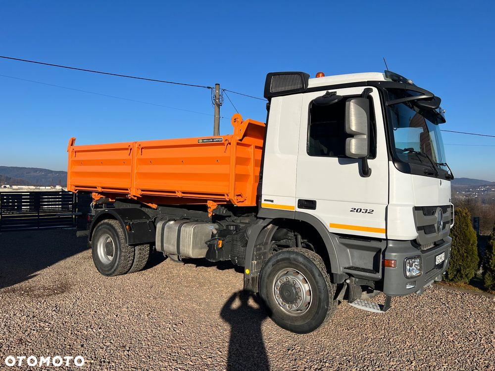 Mercedes-Benz Actros - 1