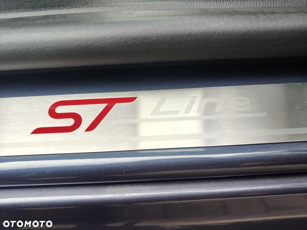 Ford Focus 1.5 EcoBoost Start-Stopp-System ST-LINE - 28