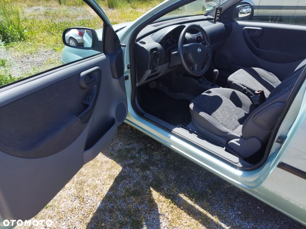 Opel Corsa - 15