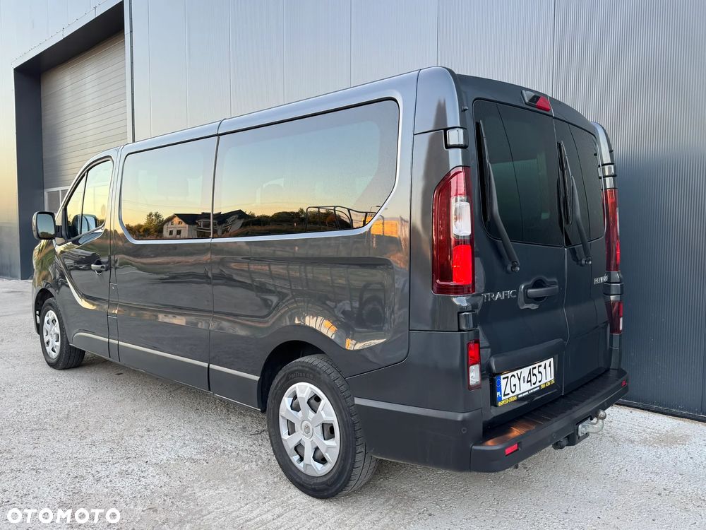 Renault Trafic SpaceClass 2.0 dCi Escapade - 15