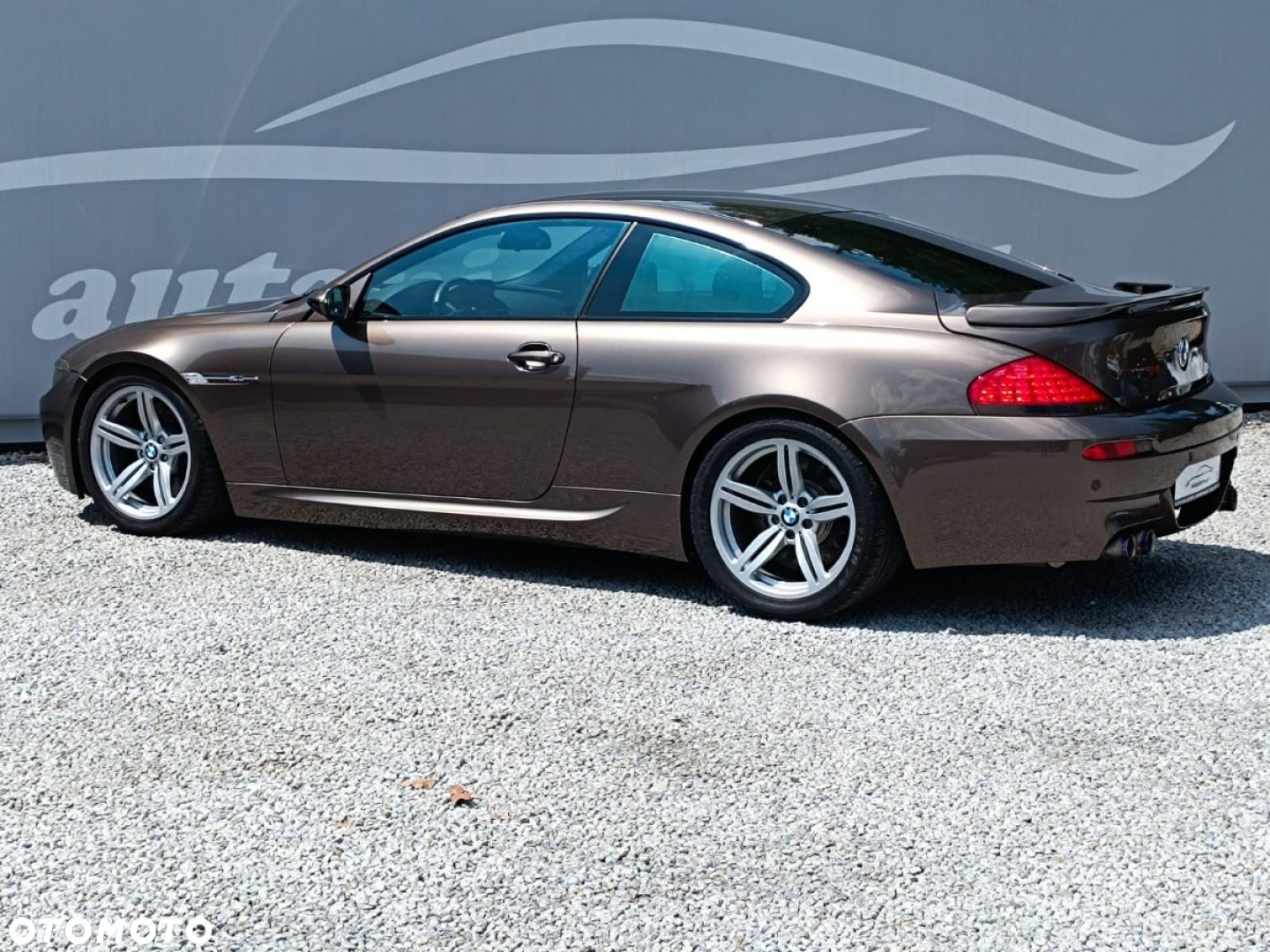 BMW M6 Standard - 24