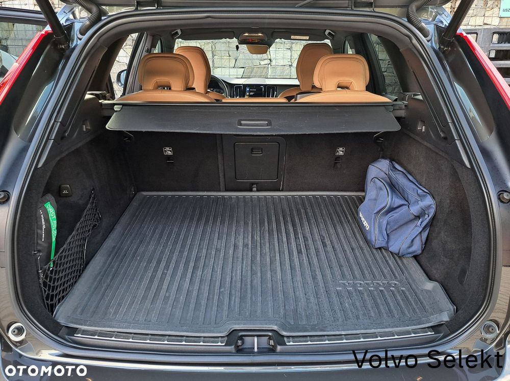 Volvo XC 60 - 30