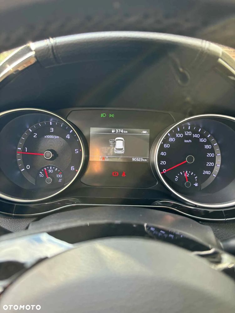 Kia XCeed 1.6 CRDi SCR M - 17