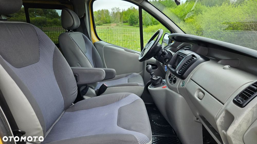 Opel Vivaro - 23