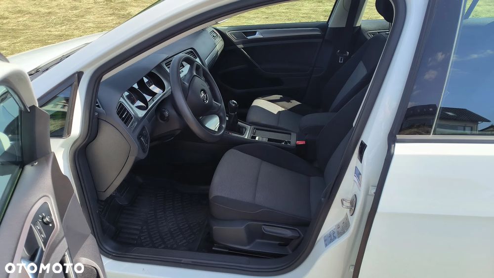 Volkswagen Golf 1.6 TDI BlueMotion Technology Trendline - 10