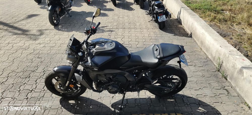 Yamaha MT-09 Y-AMT - 4