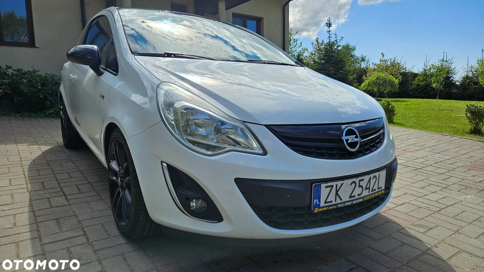 Opel Corsa 1.4 16V Sport - 3