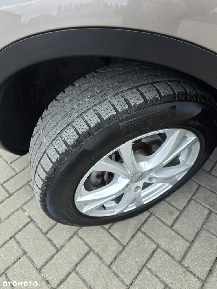 Nissan Qashqai+2 - 36