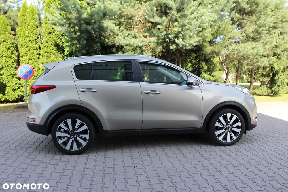 Kia Sportage 1.7 CRDI 2WD ISG Dream-Team Edition - 12