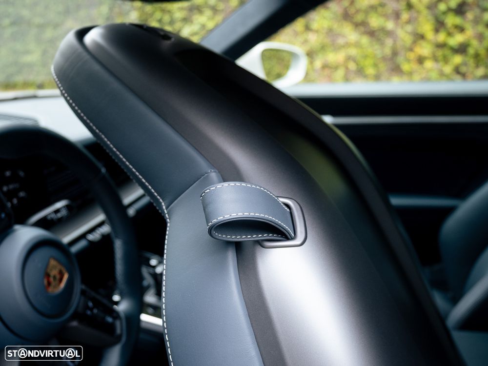 Porsche 911 (992) Turbo S PDK - 29