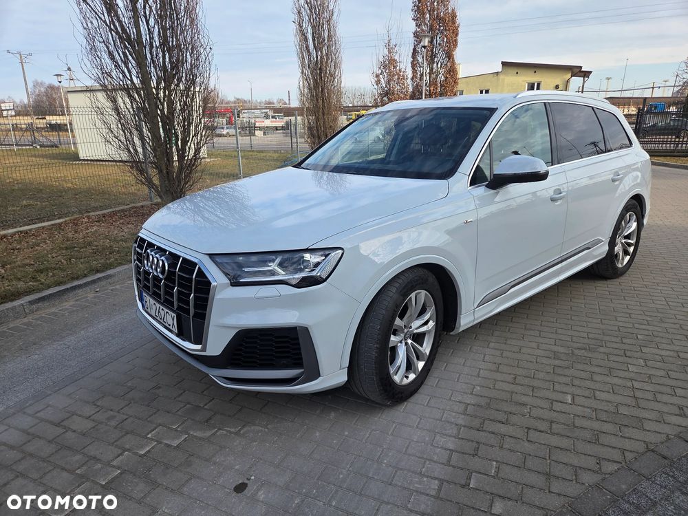 Audi Q7 - 1