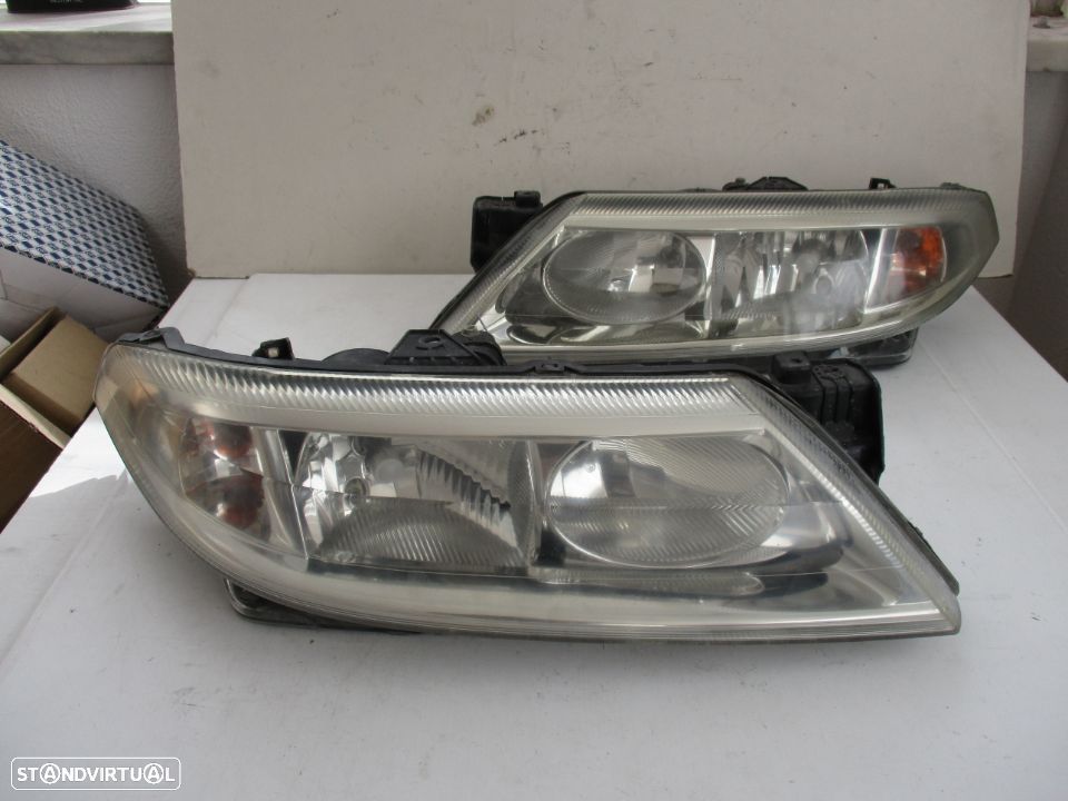 Farol Optica Renault Laguna 2 Esquerdo / Direito - 1