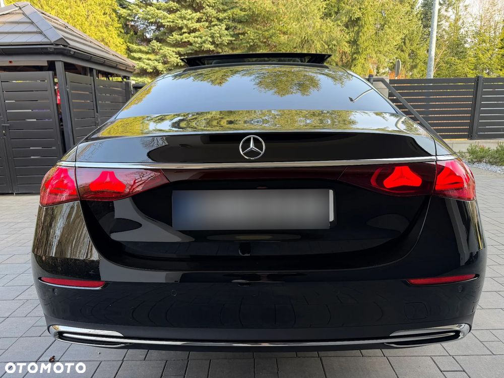 Mercedes-Benz Klasa E 220 d 4-Matic Exclusive - 8