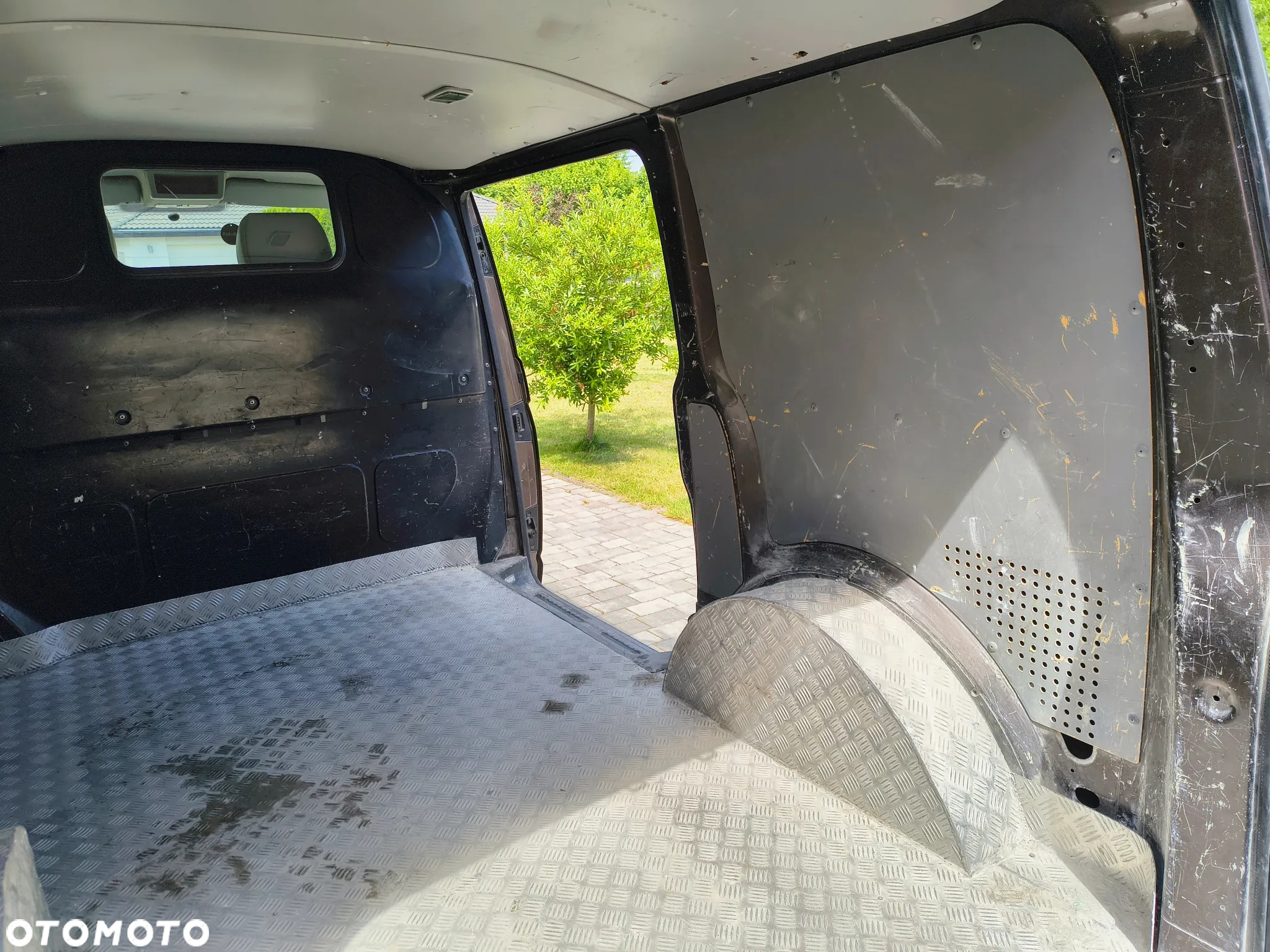 Volkswagen Transporter T5 - 14
