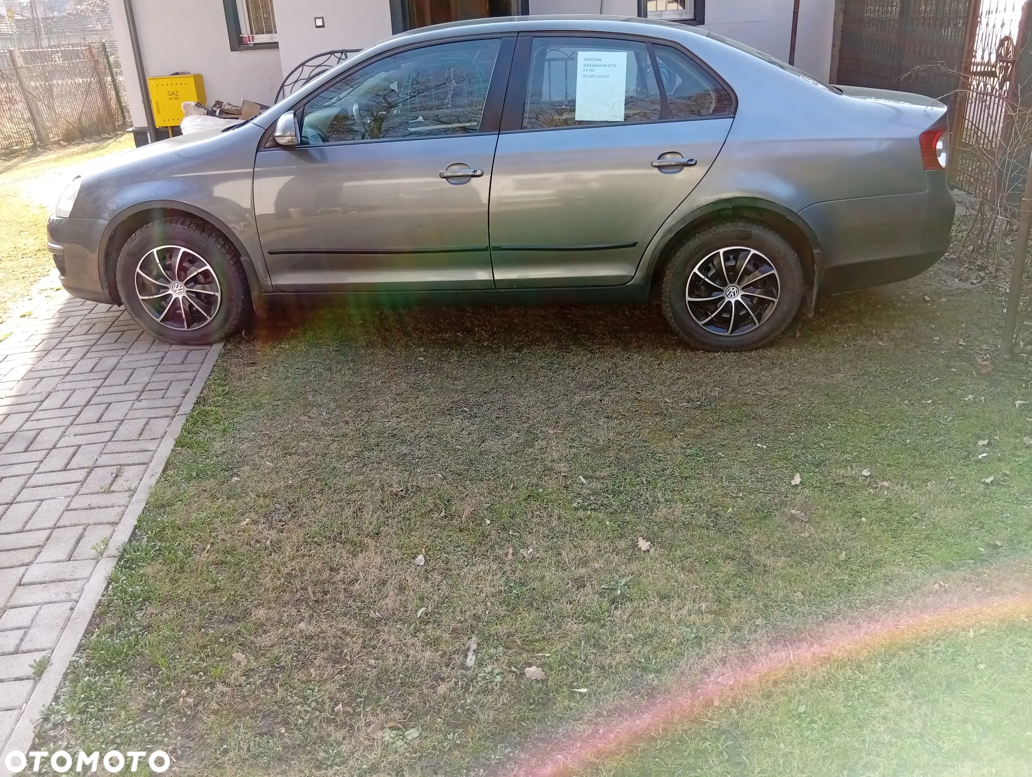 Volkswagen Jetta 1.9 TDI Comfortline - 3